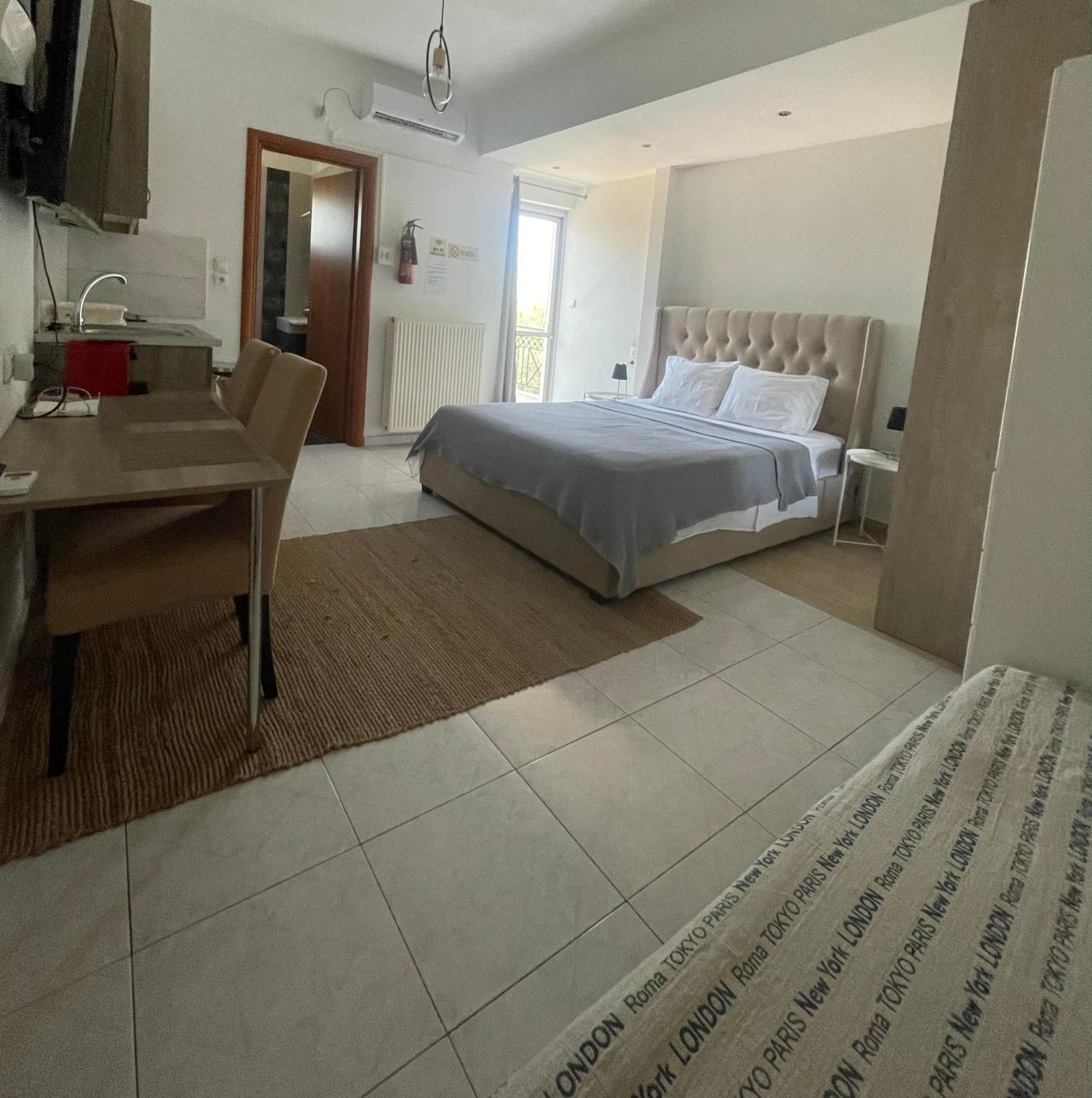 Greece Apartments Now Патра Экстерьер фото
